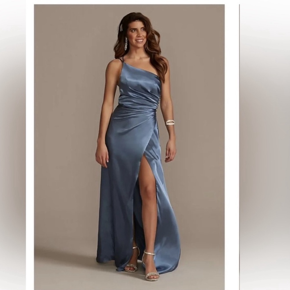 Galina Signature Charmeuse Draped One-Shoulder Bridesmaid Dress Size 4